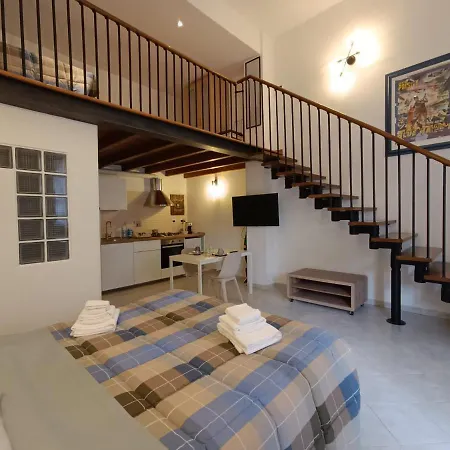 La Perla Bed and breakfast Bolonia